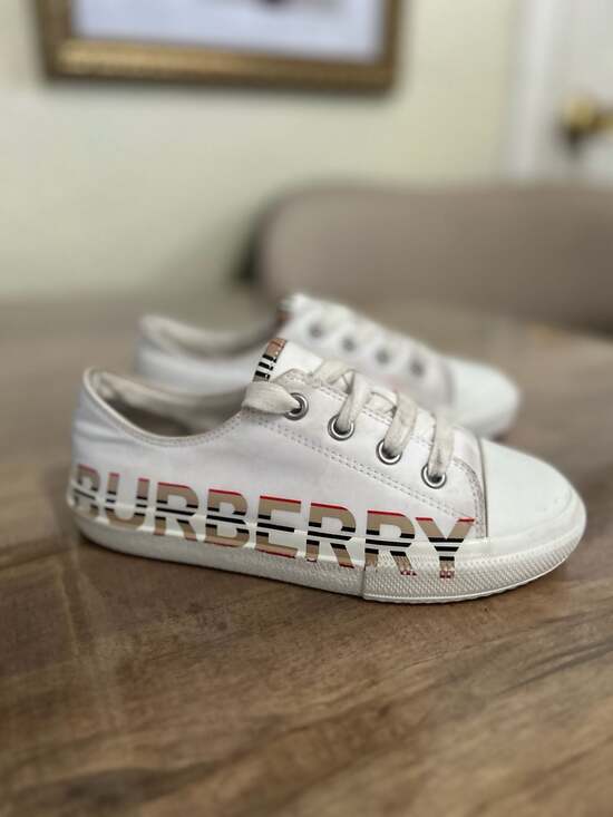 Burberry Other - Burberry Unisex Kids Mini Larkhall Optic